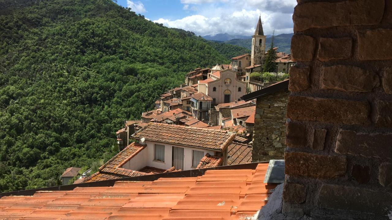 House In The Medieval Village أبريكال المظهر الخارجي الصورة
