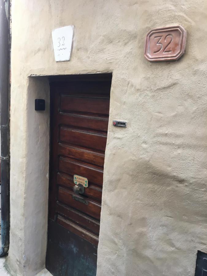 House In The Medieval Village أبريكال المظهر الخارجي الصورة