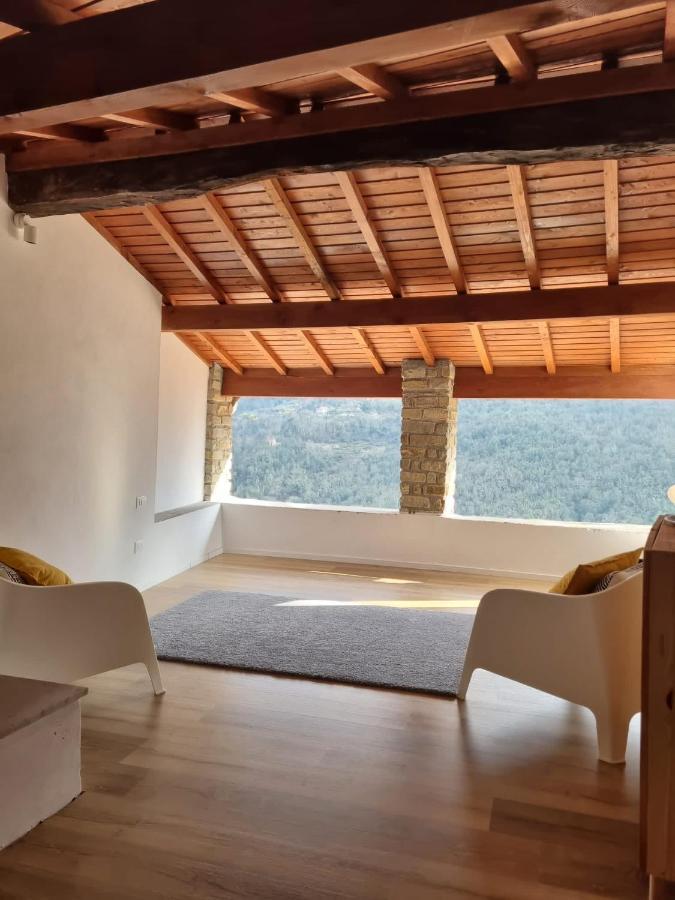 House In The Medieval Village أبريكال المظهر الخارجي الصورة